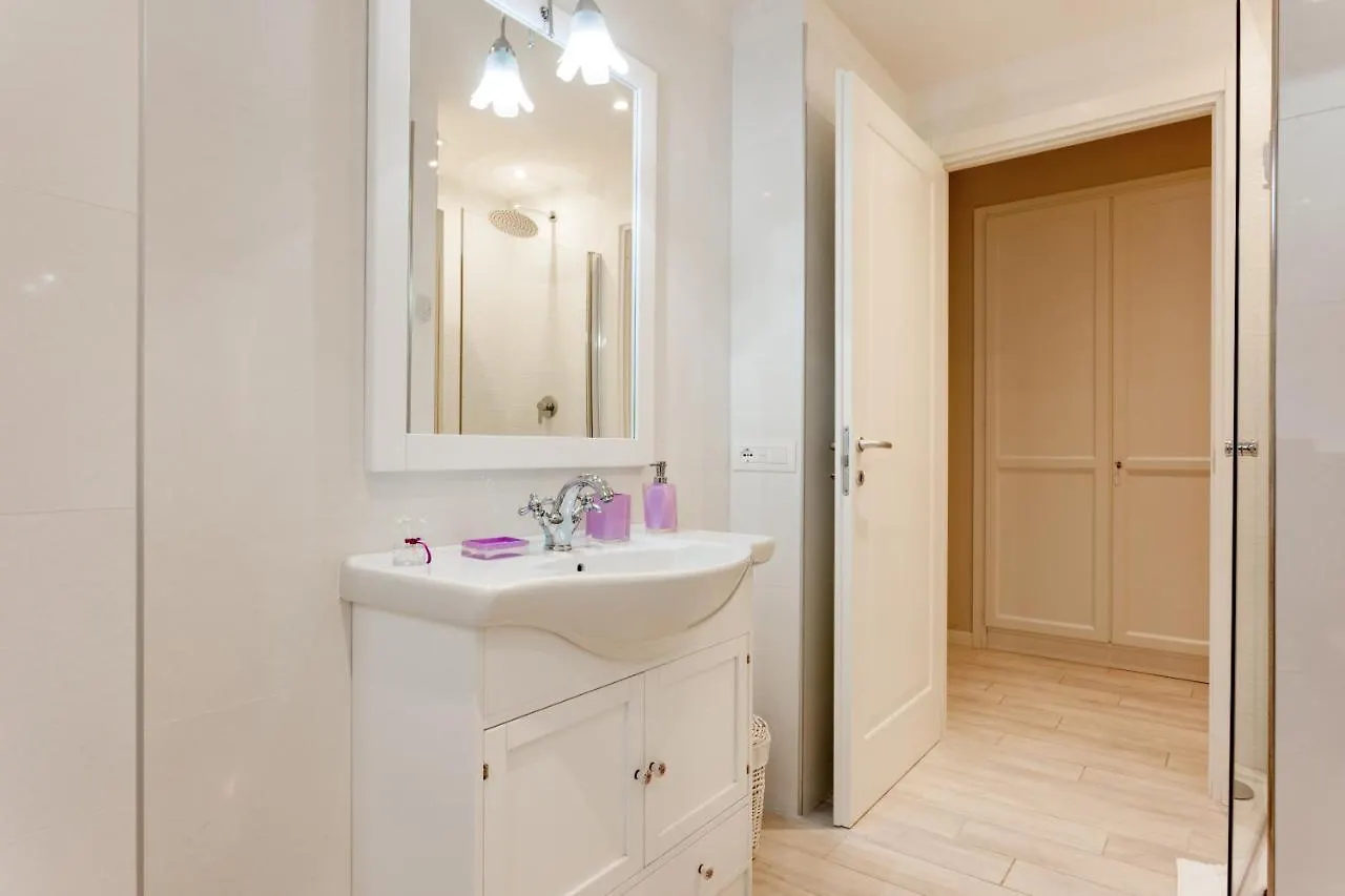 Home Holidays Roma Apartamento