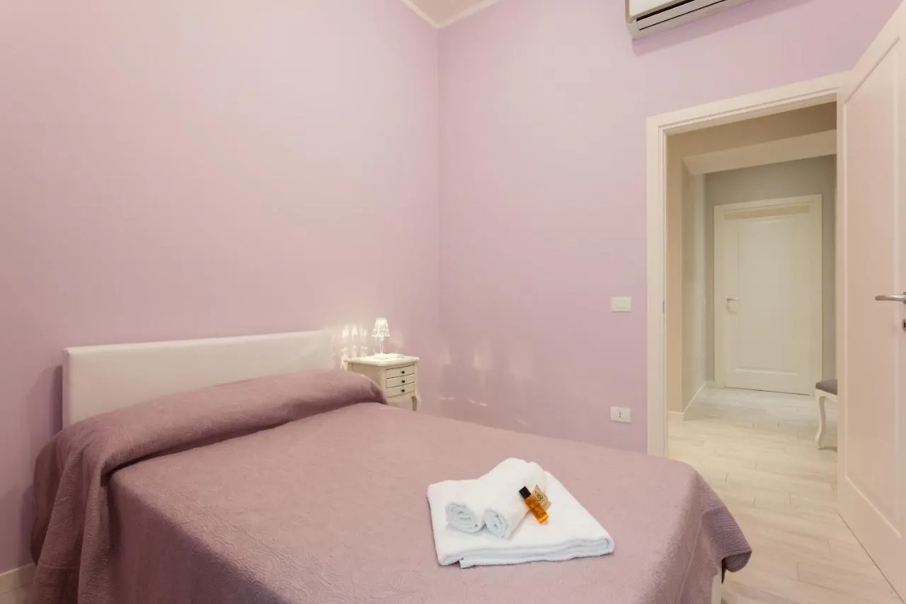 Home Holidays Roma Apartamento