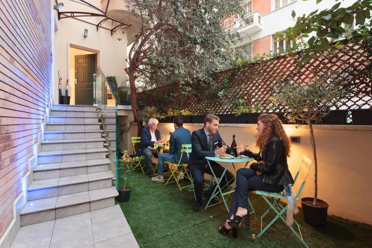 Home Holidays Roma